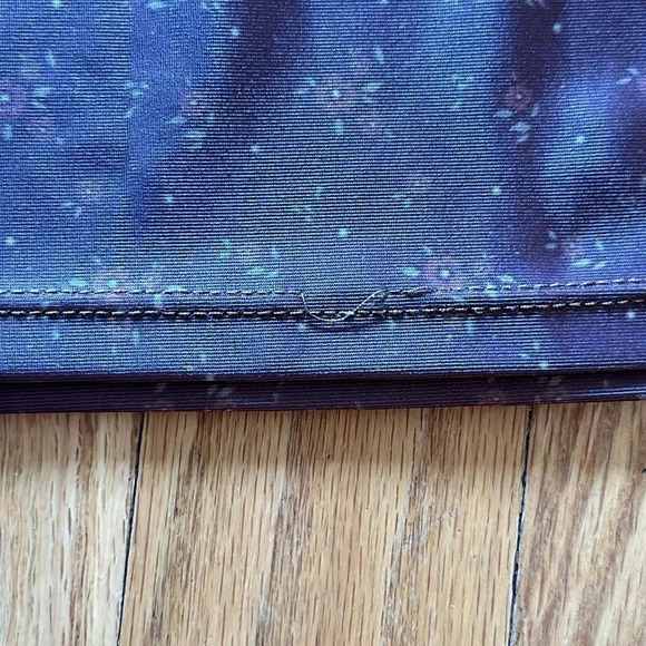 Jamie Kay sz 6 brown floral print rash guard never worn small thread flaw shown - Picture 6 of 6